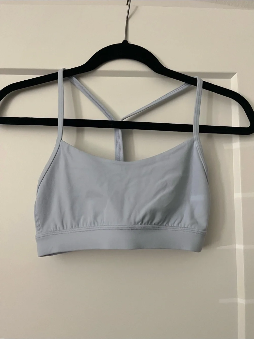 Lululemon sports bra size 4